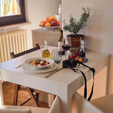 Apartamento La Dolce - 10 Min Da A1 Autostrada, Terrazza Sul Tramonto , Vista Panoramica Sulle Colline *