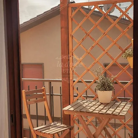 La Dolce - 10 Min Da A1 Autostrada, Terrazza Sul Tramonto , Vista Panoramica Sulle Colline Apartmán Giove